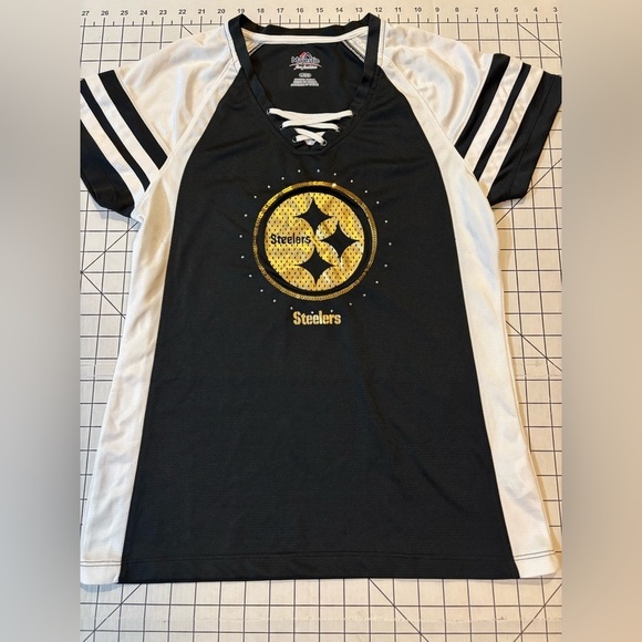 Majestic Pittsburgh Steelers Women's Slim Cut Large S/S Fan Fashion Shirt - Picture 3 of 7